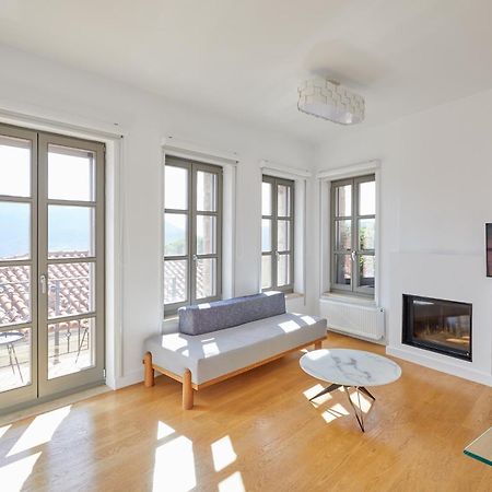 Clock Tower Arachova Suites Екстериор снимка